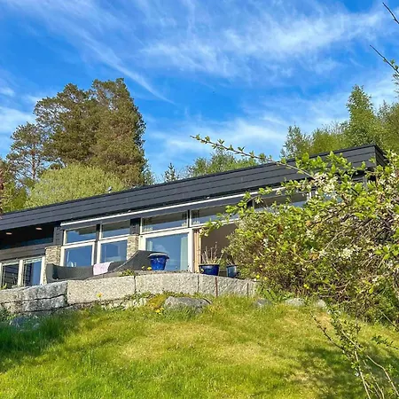 Semesterbostad Cozy In Oydegard